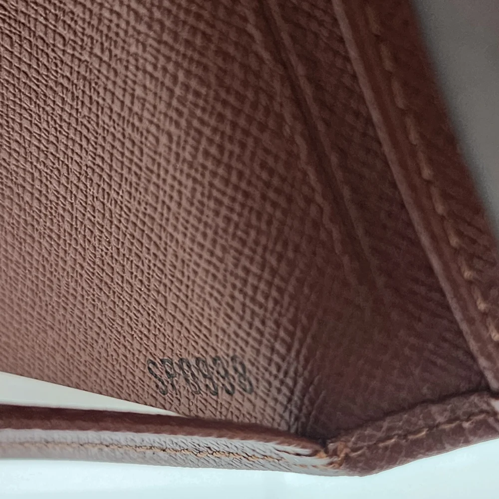 Louis Vuitton Bifold ID Card Holde